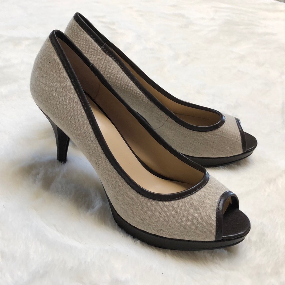 Nine West Leather Trim Linen Open Toe Heels, size 7